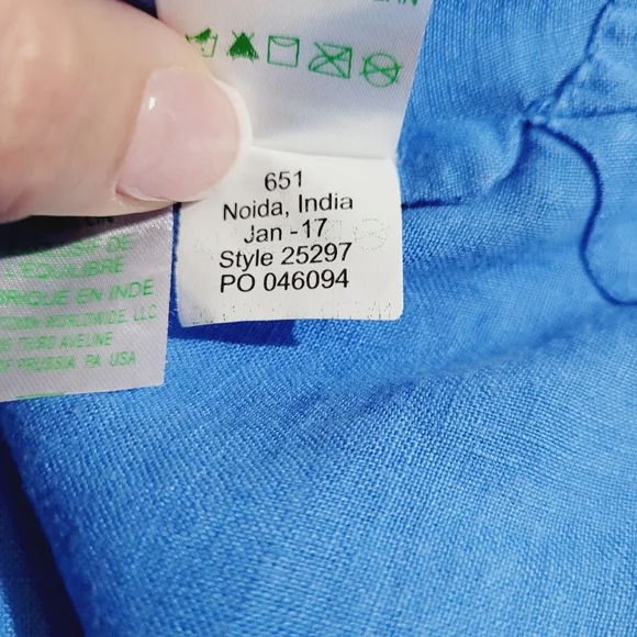 Lilly Pulitzer Linen Tunic Top Blue White Embroidered V-Neck Long Sleeve Size S - Picture 15 of 15